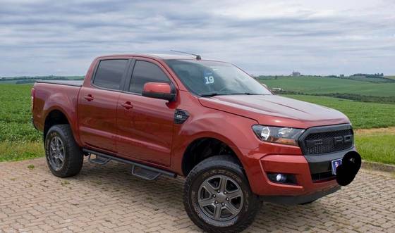 FORD RANGER 2.2 XLS 4X2 CD 16V DIESEL 4P AUTOMÁTICO